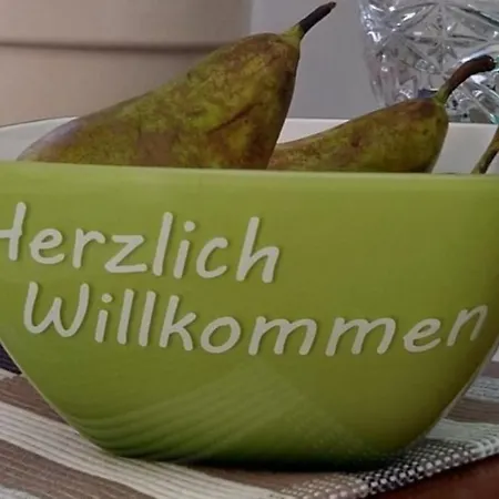 Clemens - Wohnkueche + 2 Schlafraeume + Bad + Terrasse شقة هام