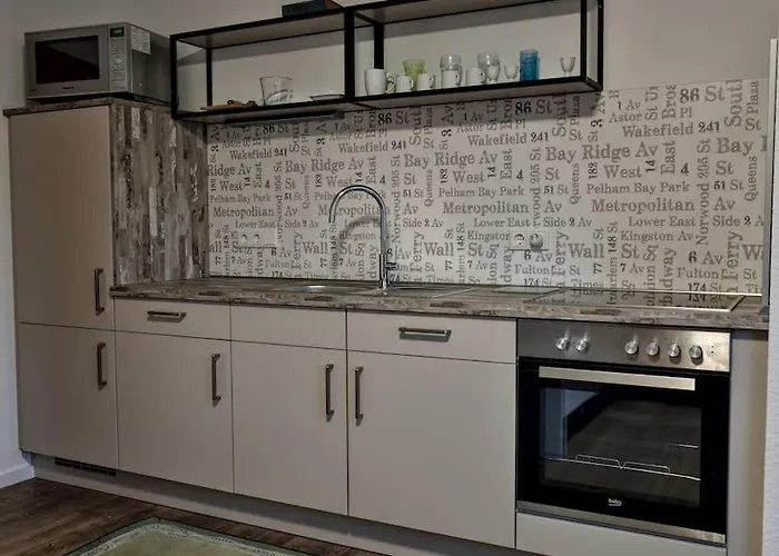 Clemens - Wohnkueche + 2 Schlafraeume + Bad + Terrasse Appartement *